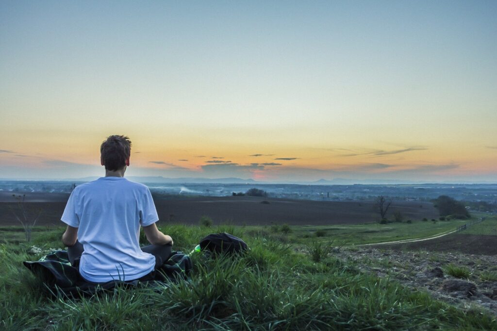 meditation 1287207 1920 2 1024x682 - 3 Técnicas-Como Atrair Coisas Boas na Sua Vida[Lei da Atração]